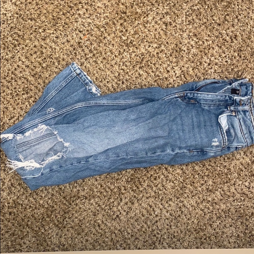 Ripped Mom Jeans